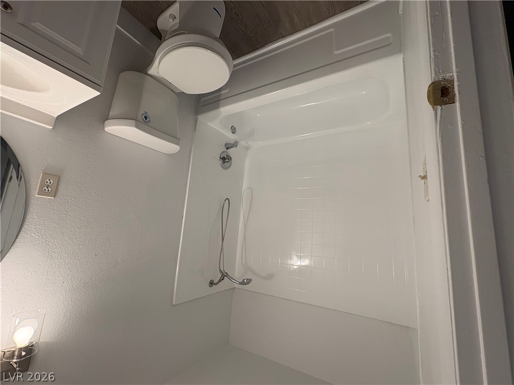 Photo 8 of 36, 1407 Dorothy Avenue #3