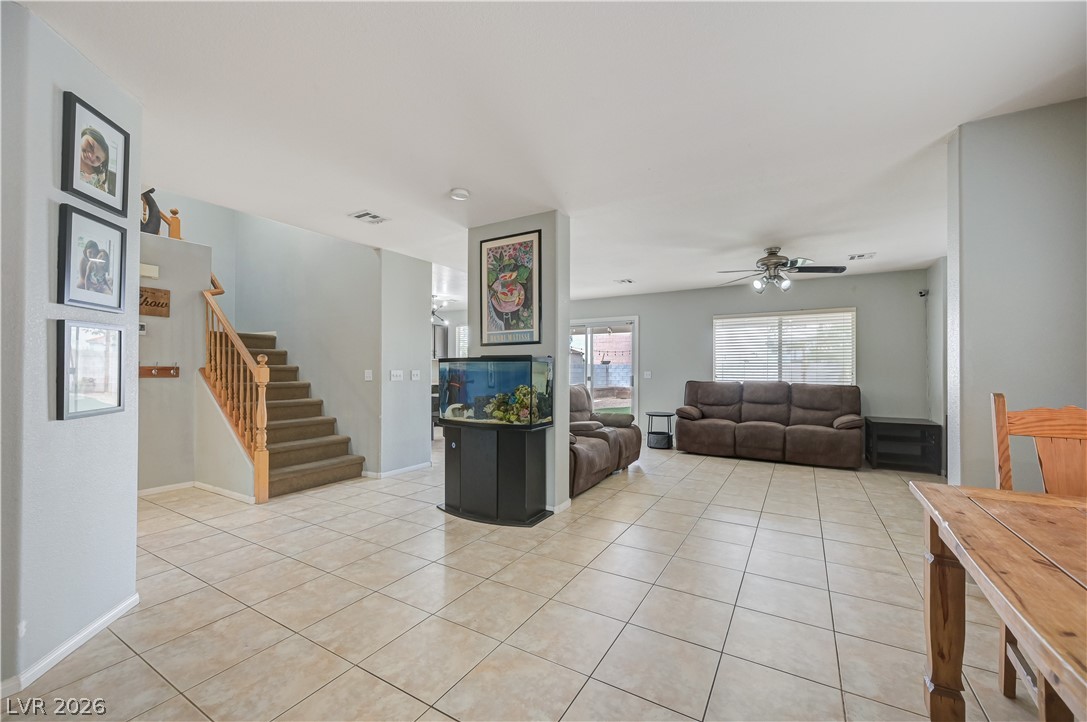 Photo 2 of 1818 Quartz Landing Avenue