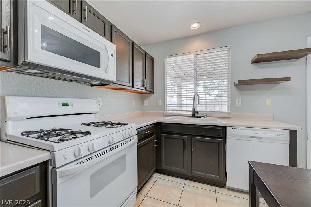 Photo 15 of 54, 1818 Quartz Landing Avenue