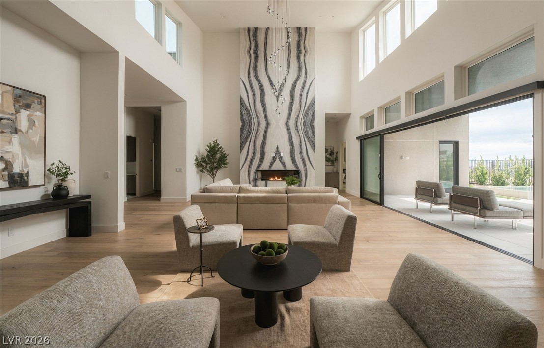 Photo 4 of 10907 Rossa Peak Avenue