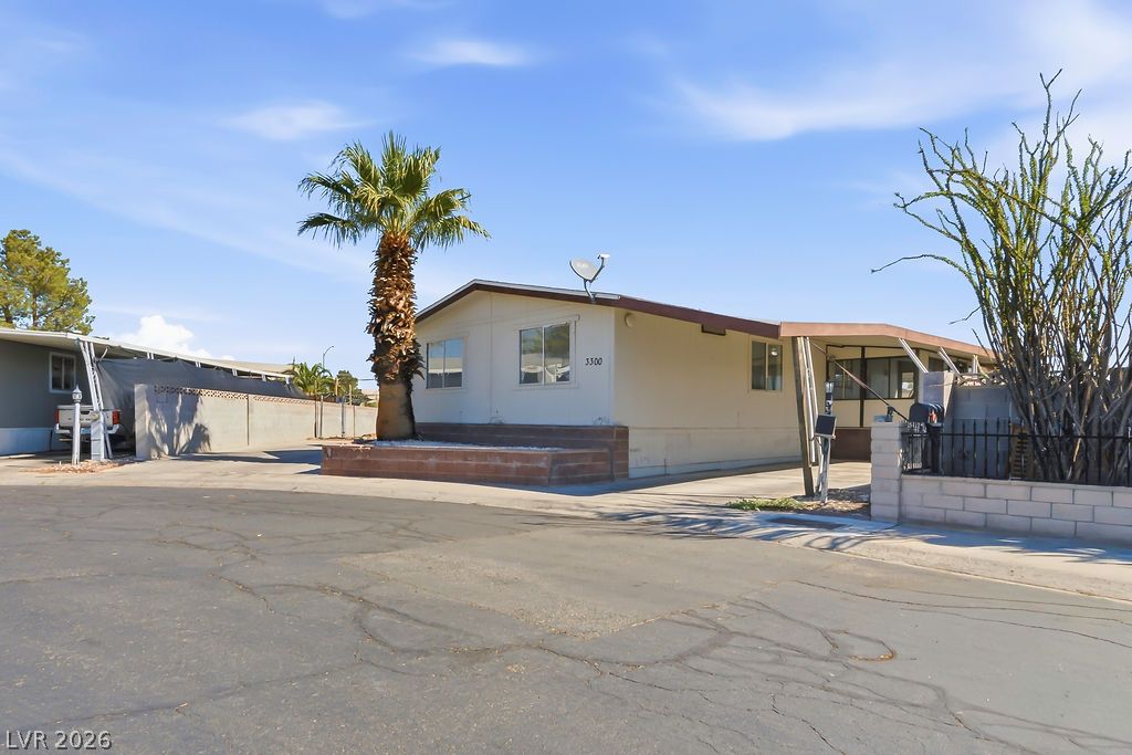 3300 Death Valley Drive, Las Vegas