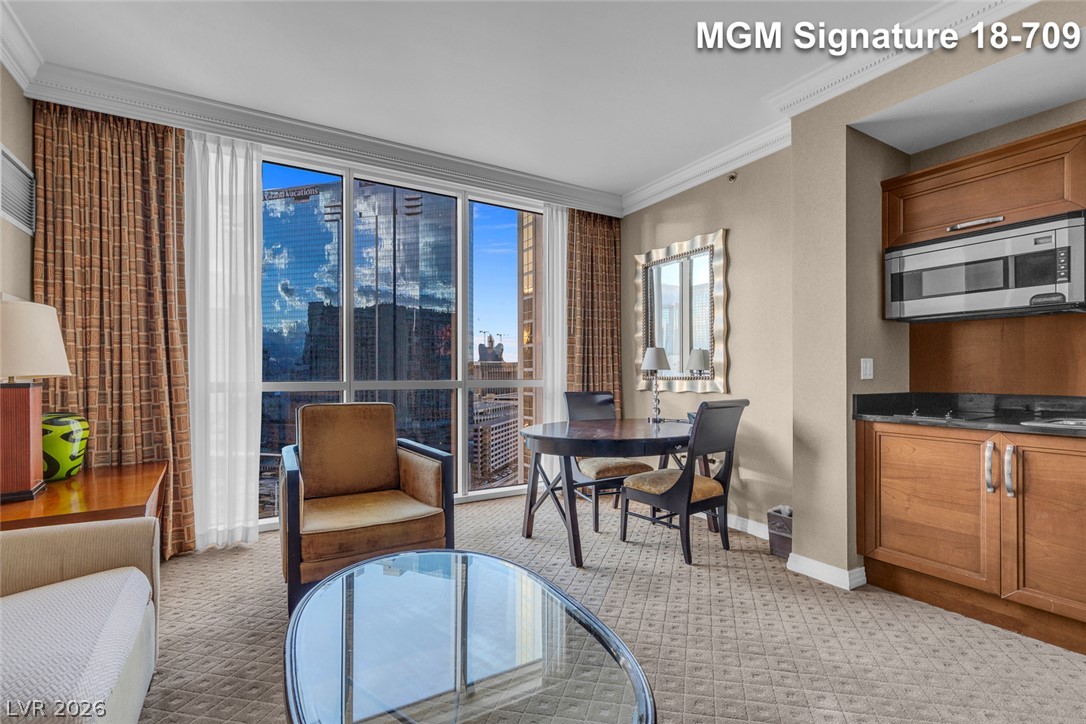 Photo 7 of 44, 135 E Harmon Avenue #1809