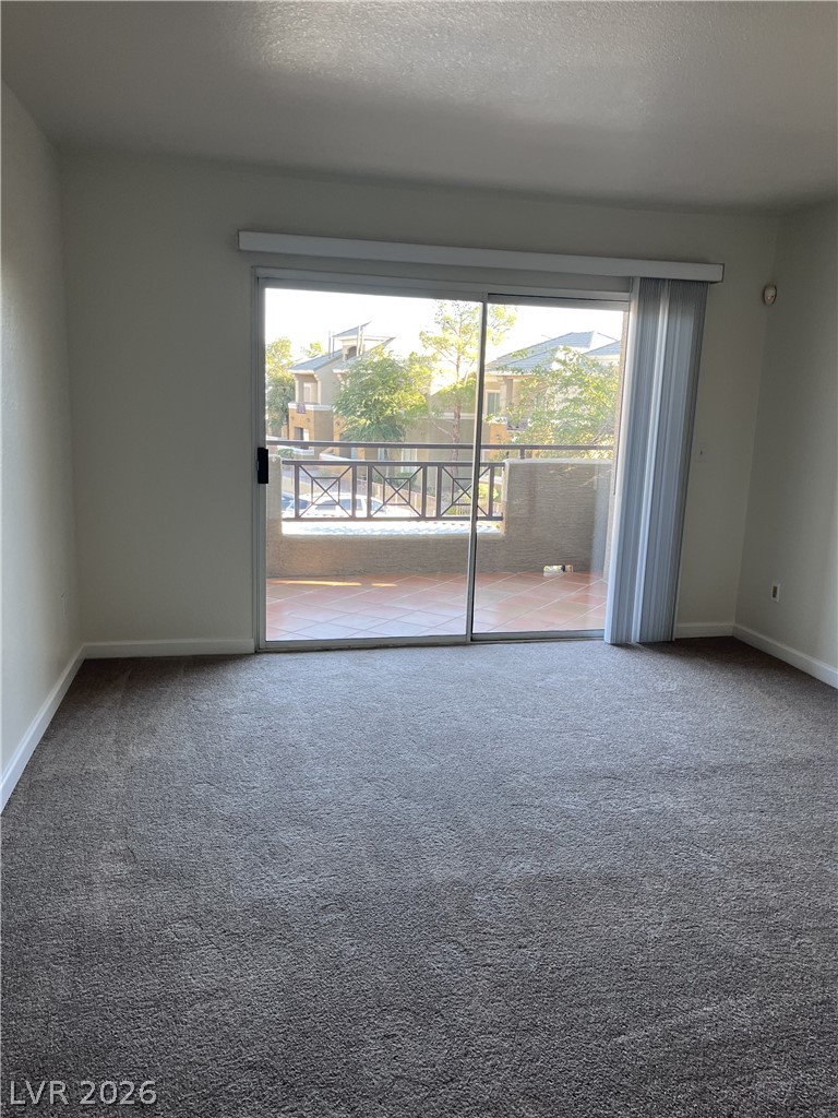 Photo 7 of 22, 8070 W Russell Road #2115