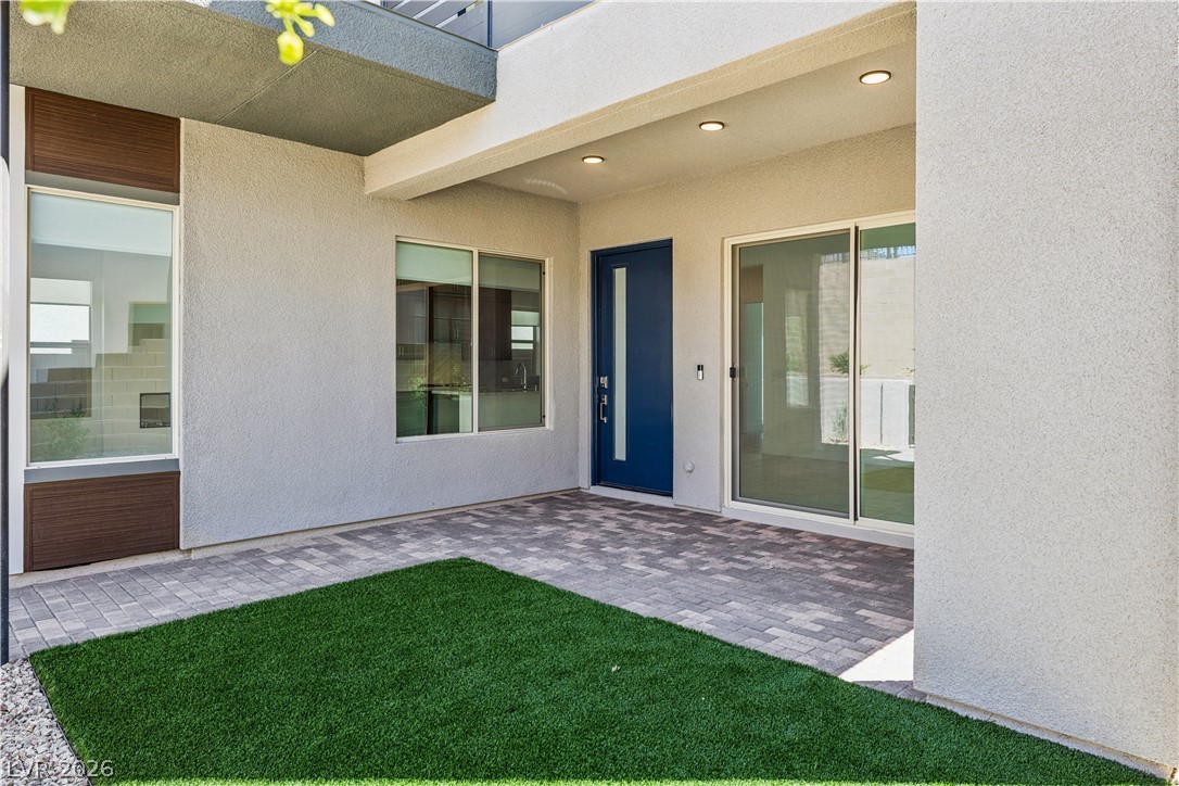 Photo 4 of 12254 Summer Bloom Lane