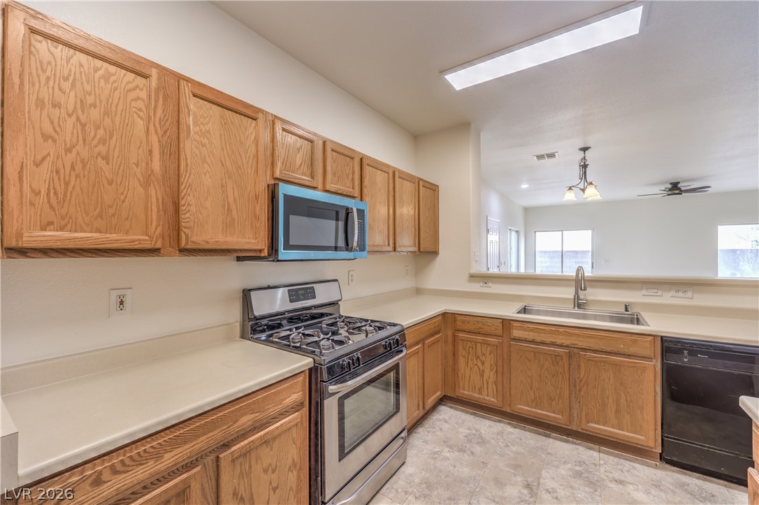 Photo 10 of 44, 6346 Rusticated Stone Avenue #103