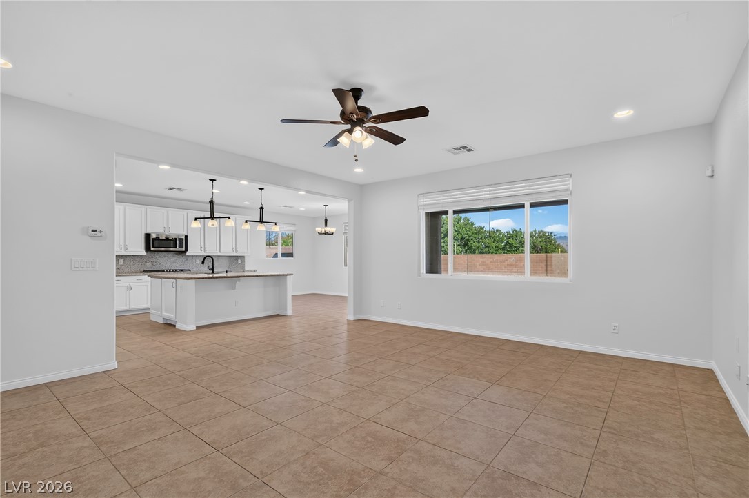 Photo 8 of 42, 3816 Vincelli Avenue