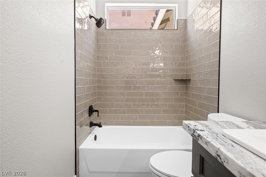Photo 11 of 29, 1078 Silver Star Street