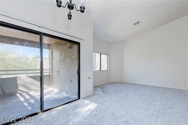 Photo 12 of 34, 5020 S Rainbow Boulevard #204