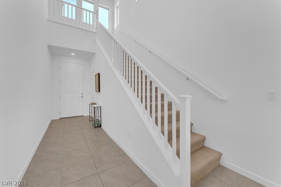 Photo 4 of 12023 Arrebol Avenue