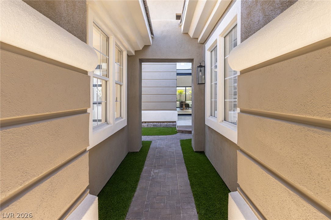Photo 5 of 420 Pinnacle Heights Lane