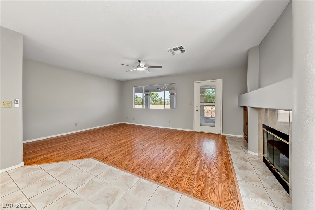 Photo 18 of 42, 1408 N Premier Court