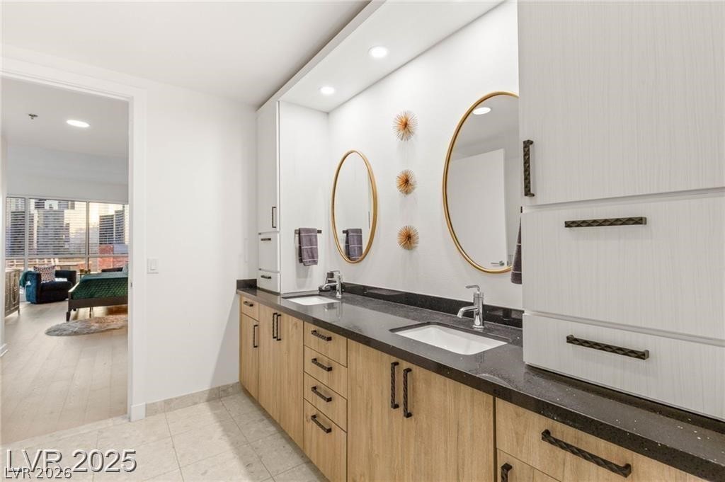 Photo 40 of 51, 4525 Dean Martin Drive #1007