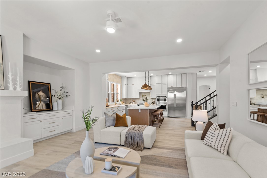 Photo 3 of 10721 BERINGER Drive