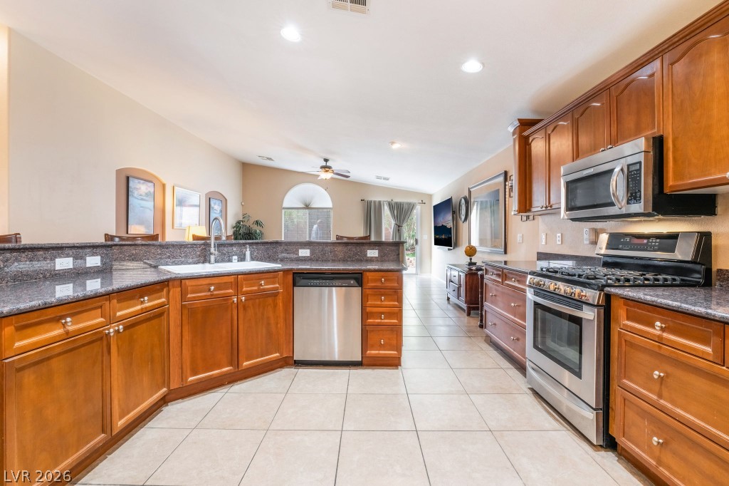 Photo 4 of 11261 Playa Caribe Avenue