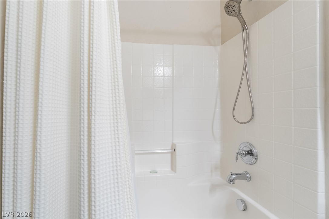 Photo 33 of 41, 2572 Lockerbie Street