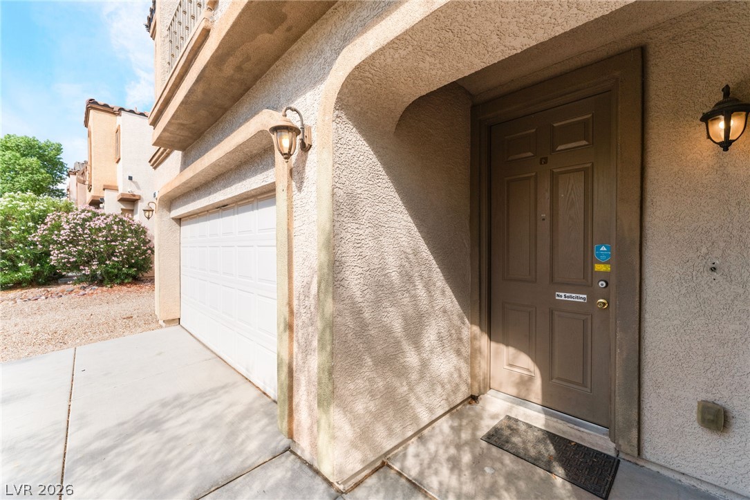 Photo 4 of 4958 Lavaliere Avenue