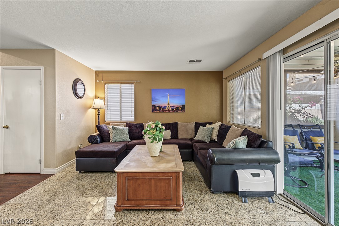 Photo 6 of 36, 2752 Wild Cactus Court