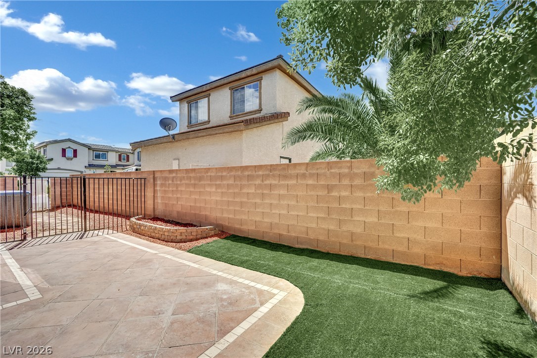 Photo 35 of 40, 1240 Las Brisas Court