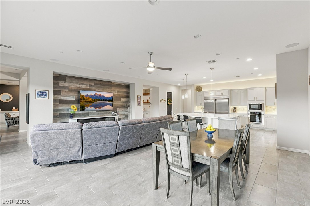 Photo 17 of 76, 6125 Pebble Glen Court