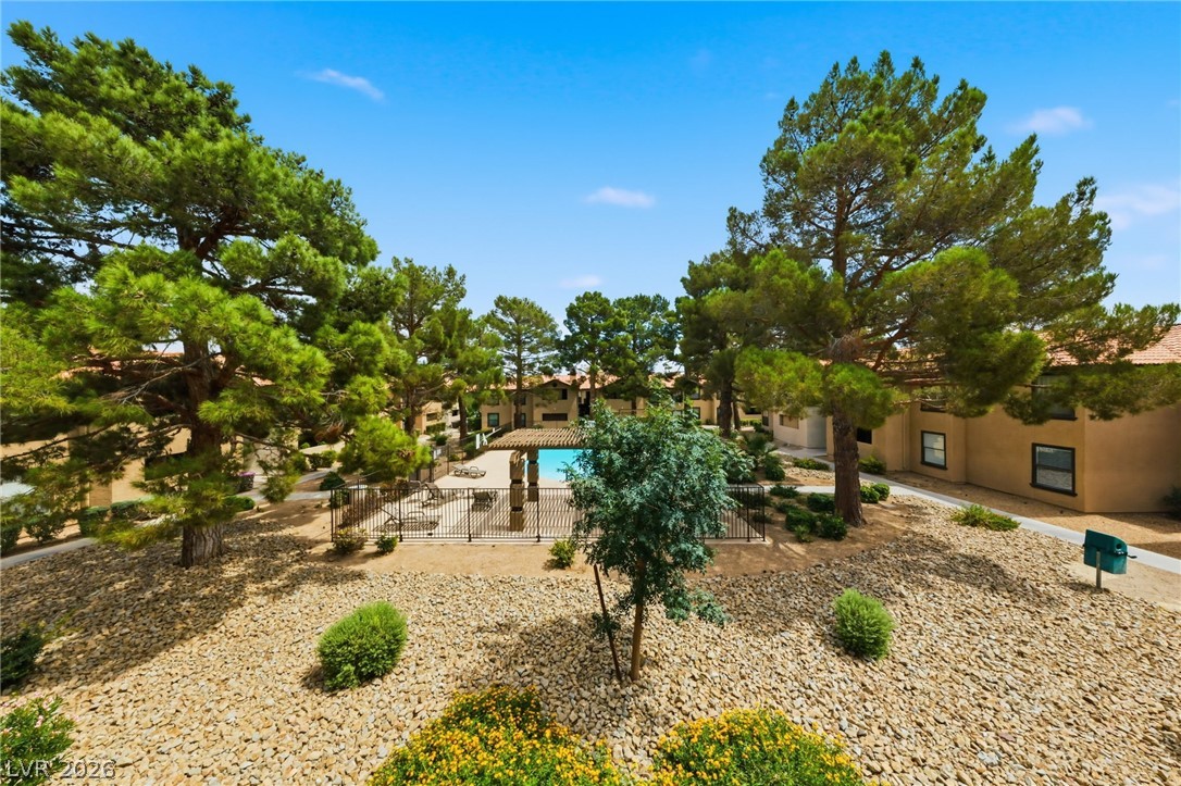 Photo 16 of 26, 2451 N Rainbow Boulevard #2103