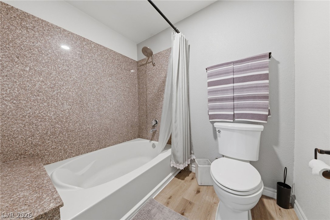 Photo 8 of 26, 2451 N Rainbow Boulevard #2103