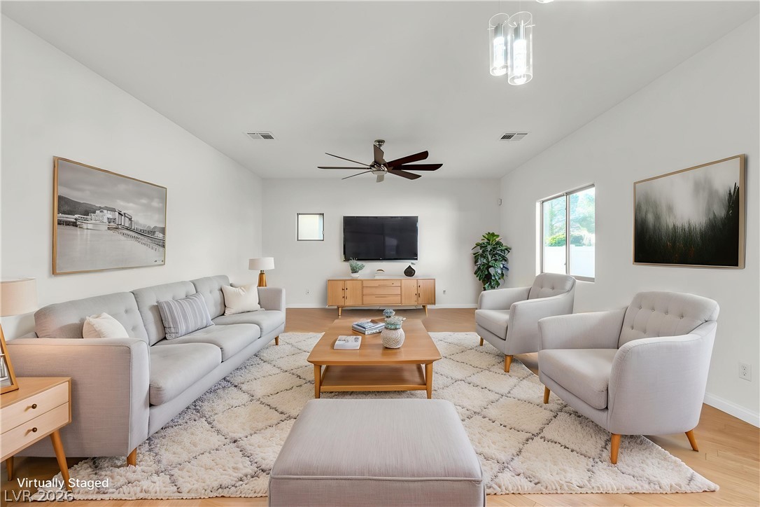 Photo 3 of 3320 Carefree Beauty Avenue