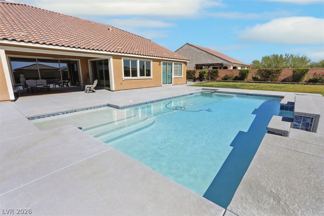 Photo 5 of 9096 Becket Ranch Court