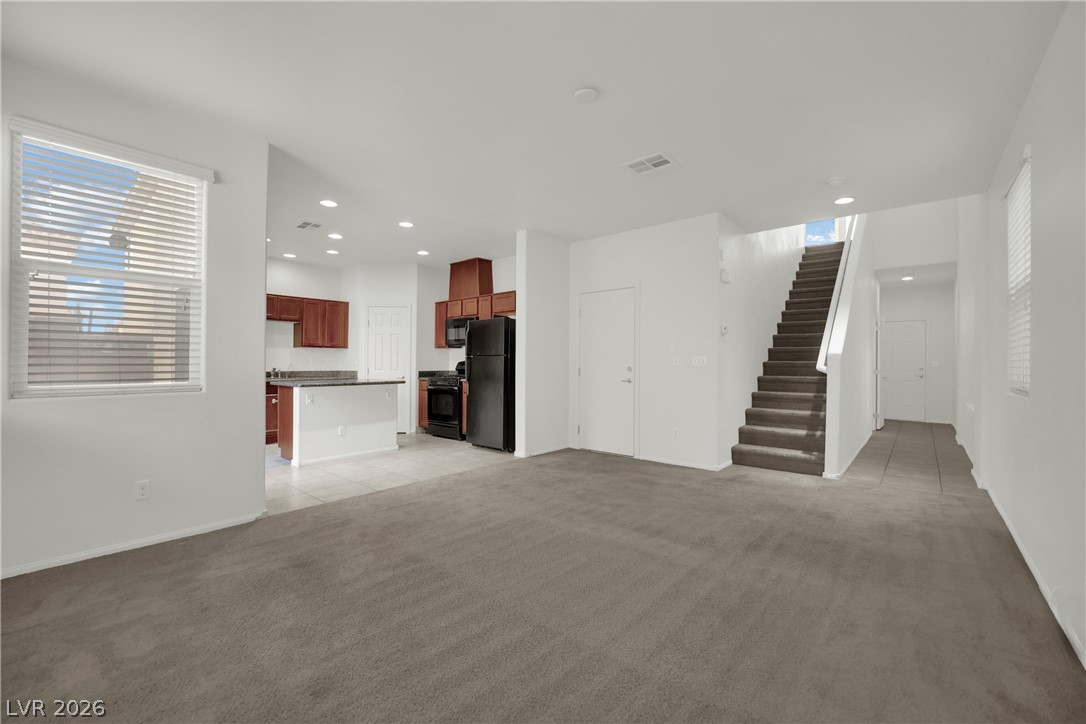 Photo 6 of 32, 8456 Bellery Avenue