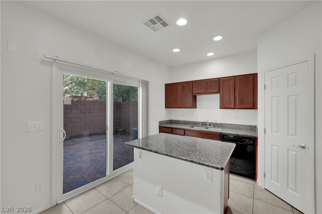 Photo 7 of 32, 8456 Bellery Avenue
