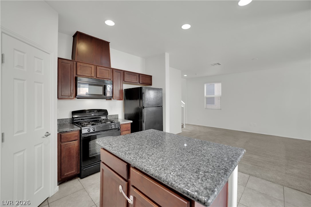 Photo 9 of 32, 8456 Bellery Avenue