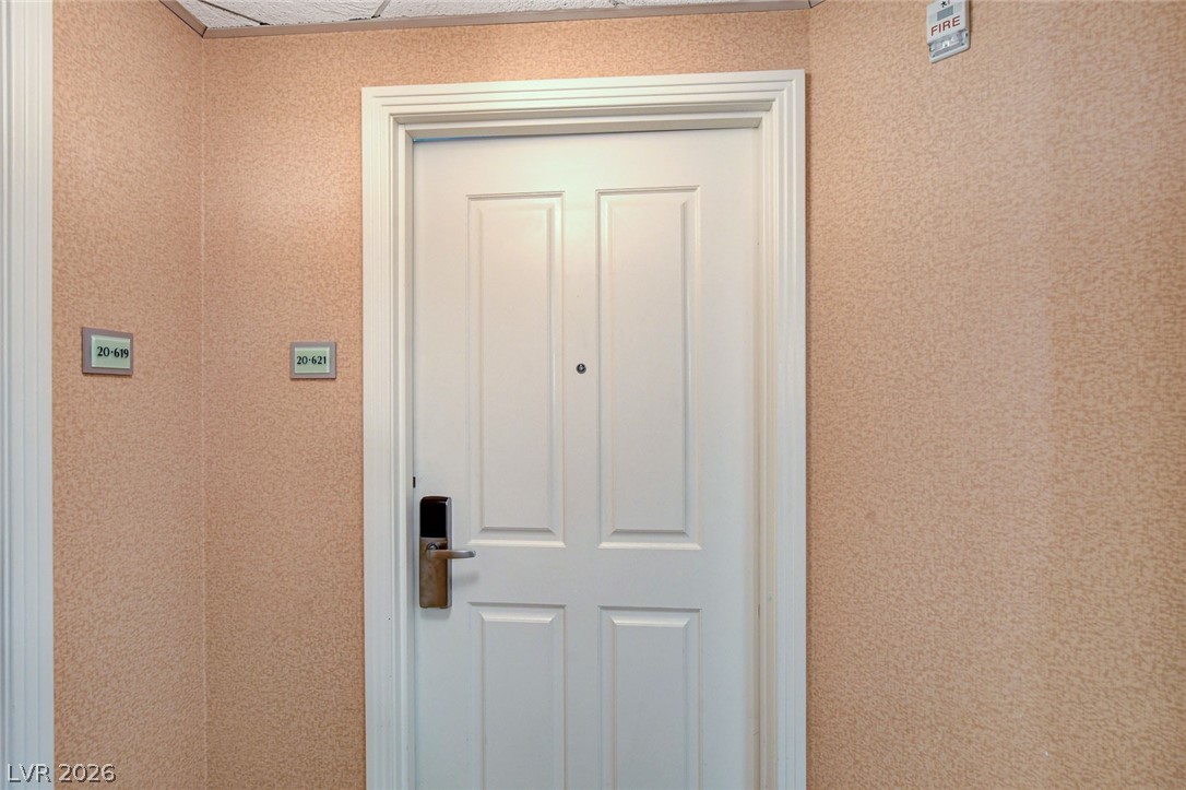 Photo 4 of 145 E Harmon Avenue #2021