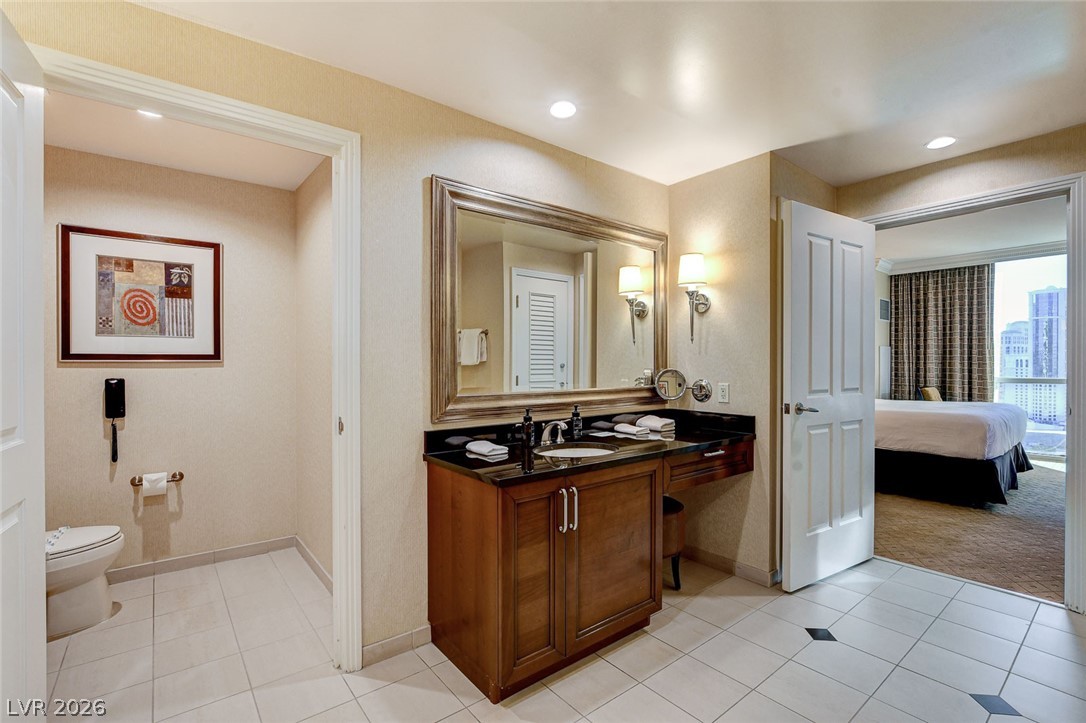 Photo 34 of 39, 145 E Harmon Avenue #2021
