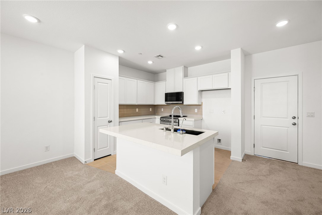 Photo 5 of 812 Atleigh Avenue