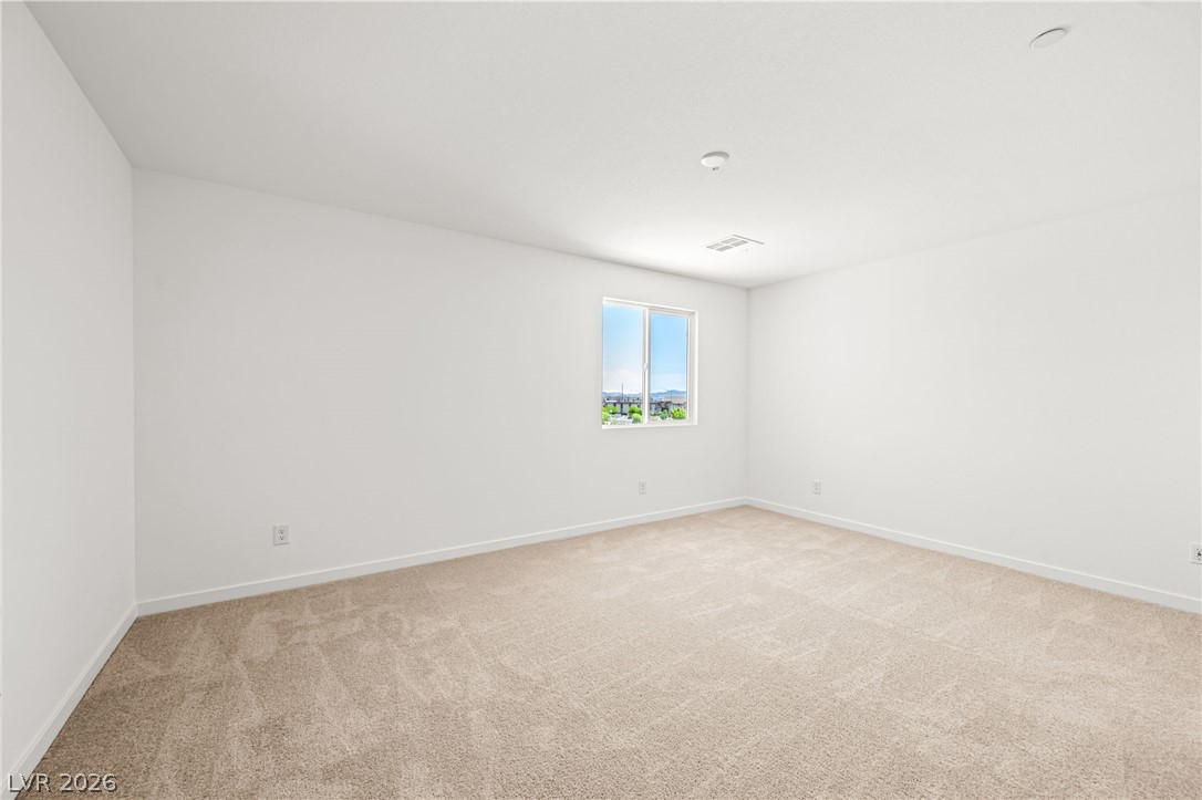 Photo 10 of 17, 812 Atleigh Avenue