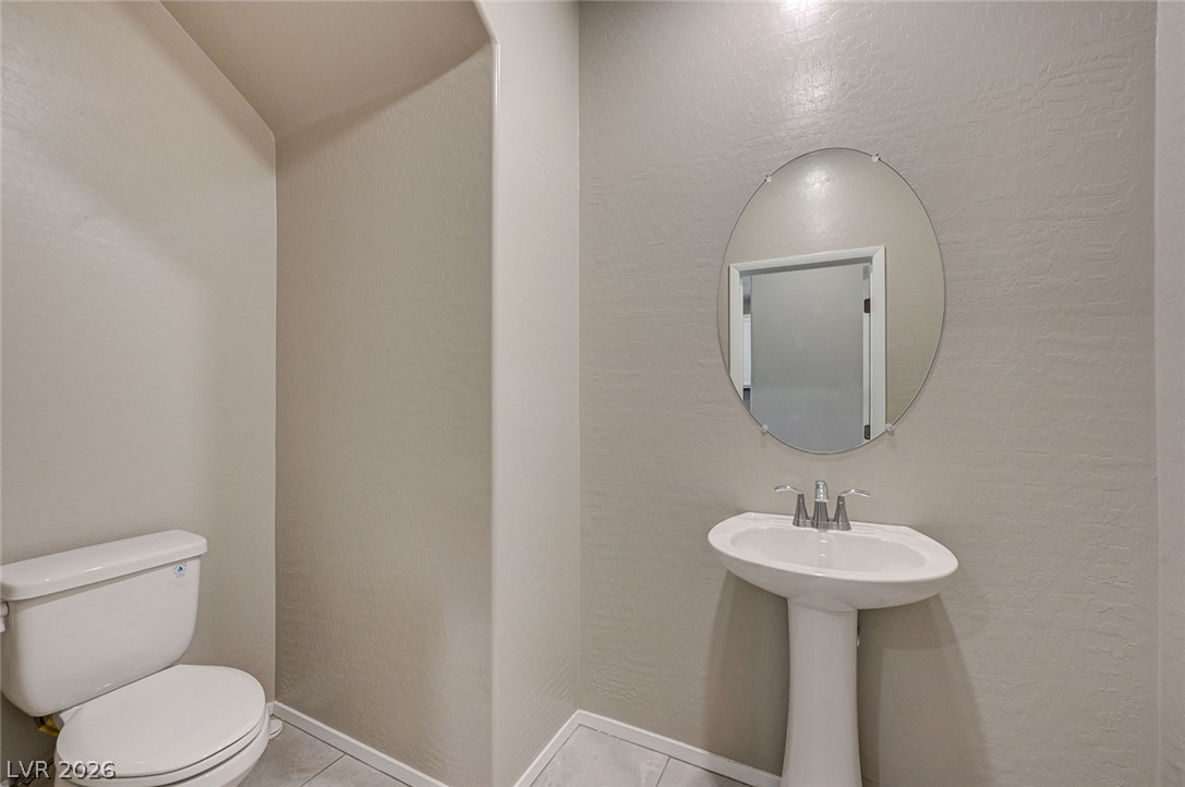 Photo 16 of 44, 8591 Insignia Avenue #104