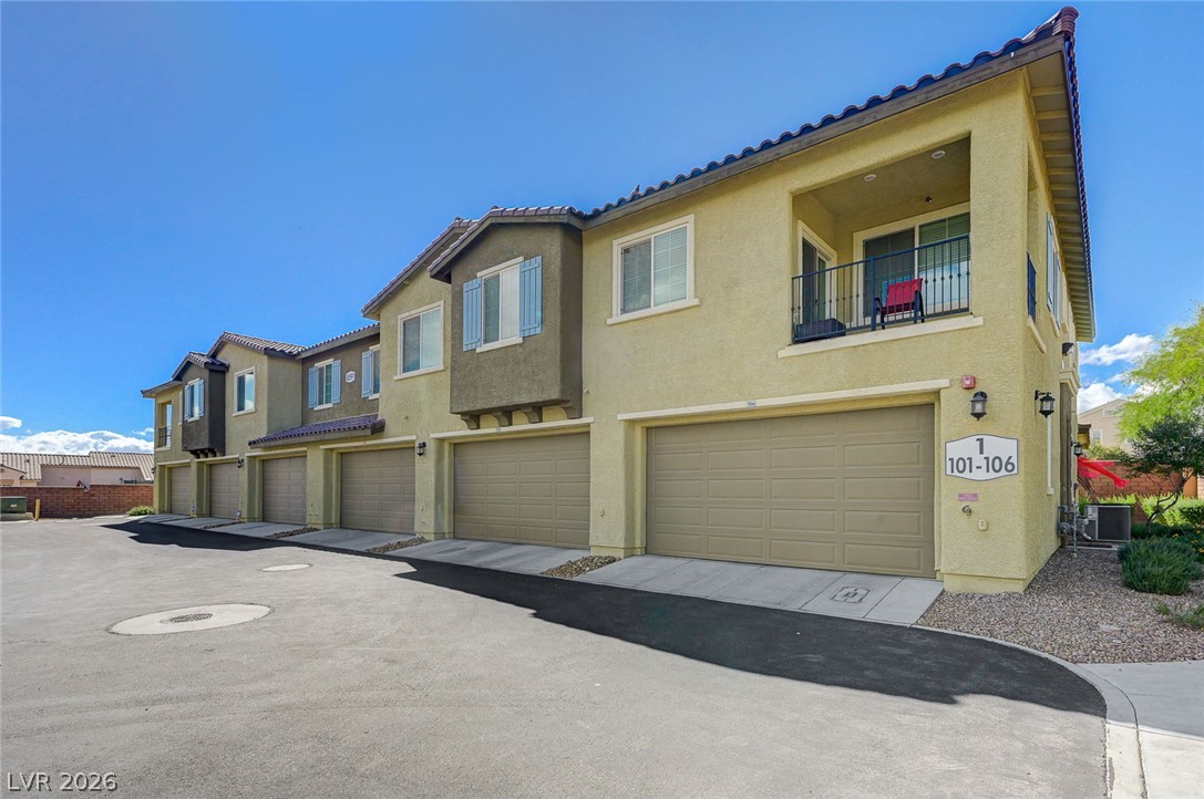 Photo 34 of 44, 8591 Insignia Avenue #104
