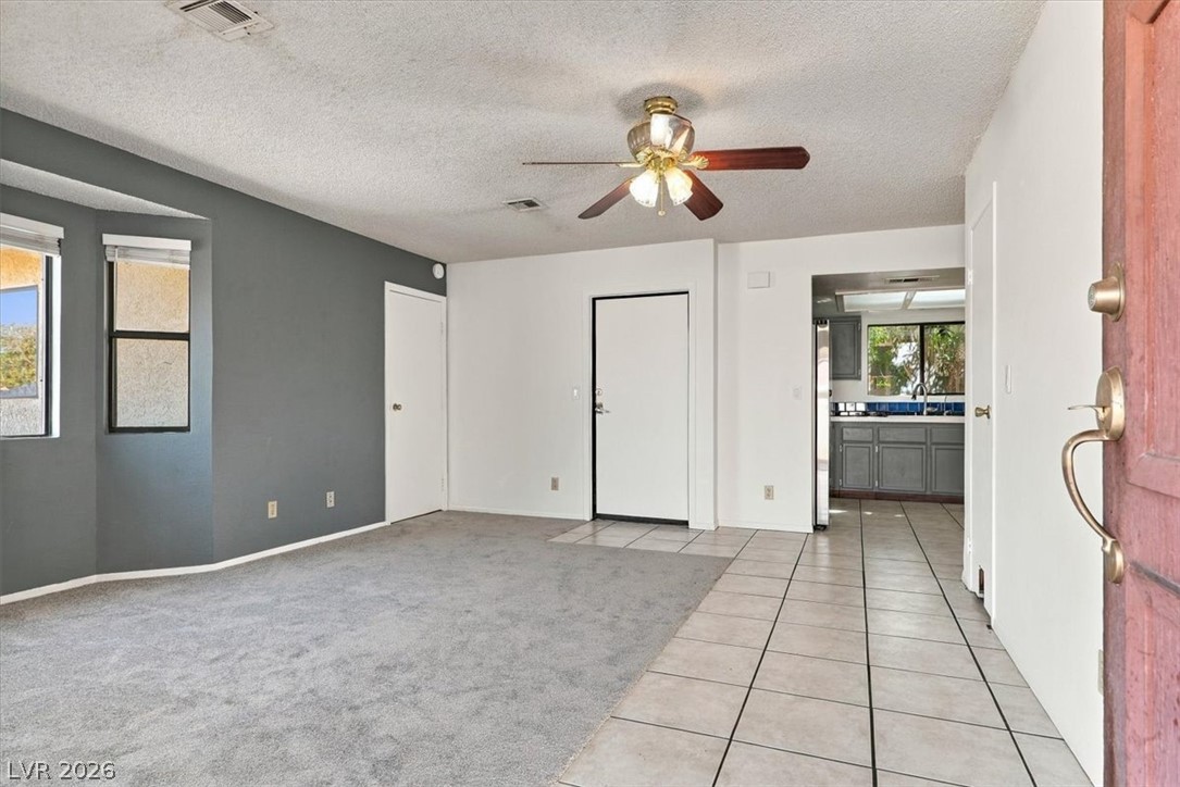 Photo 3 of 505 Sheffield Drive