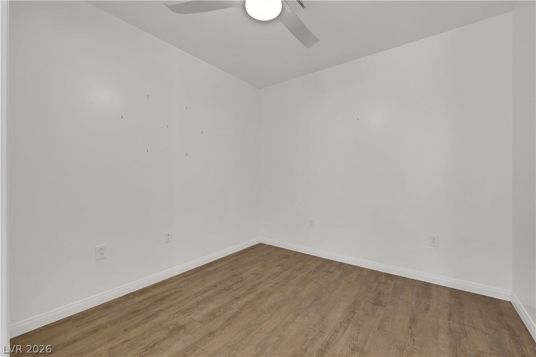 Photo 24 of 32, 2405 W Serene Avenue #639