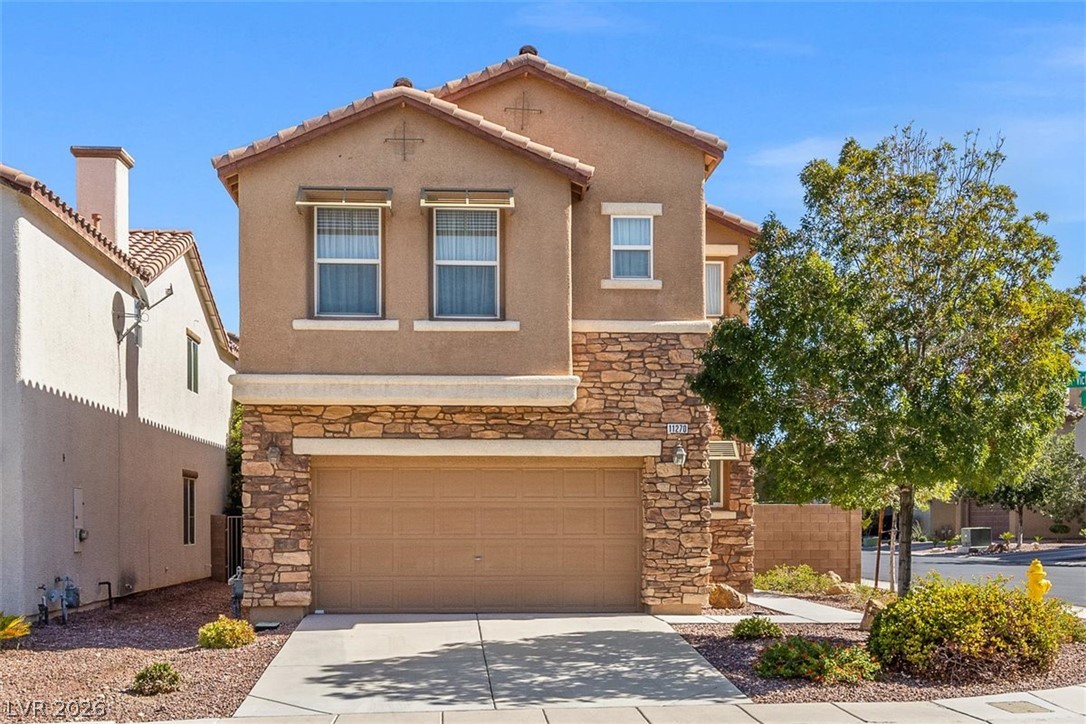 Photo 2 of 11270 Victoria Medici Street