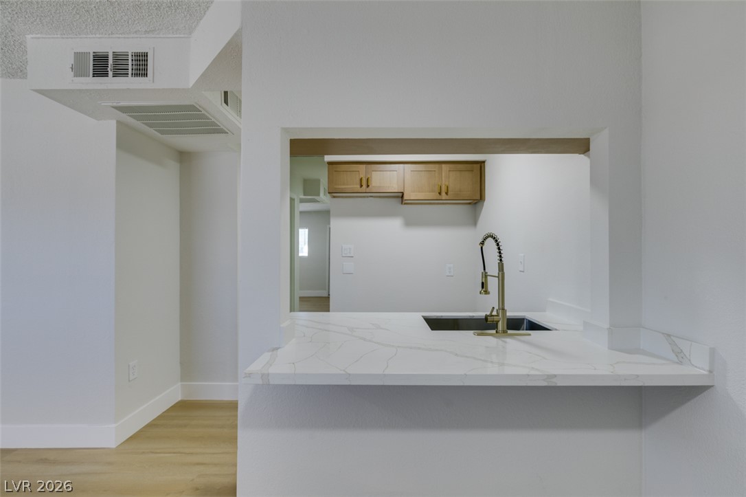 Photo 10 of 23, 2062 Harvard Street