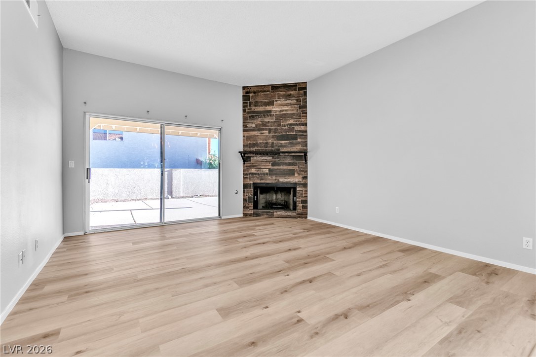Photo 7 of 31, 3216 Cristobal Way