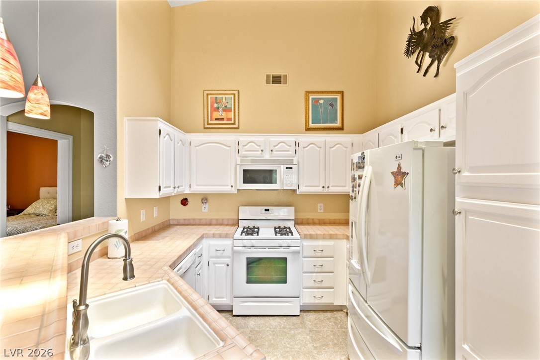 Photo 12 of 24, 3320 S Fort Apache Road #224
