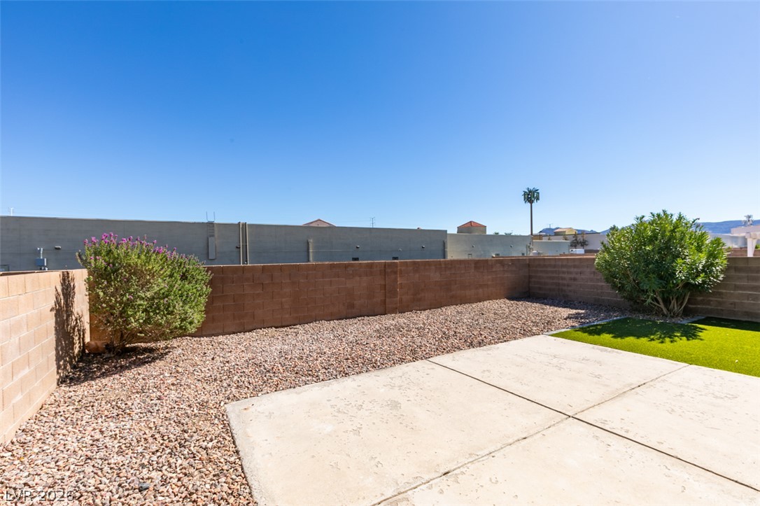 Photo 43 of 45, 543 Chandler Street