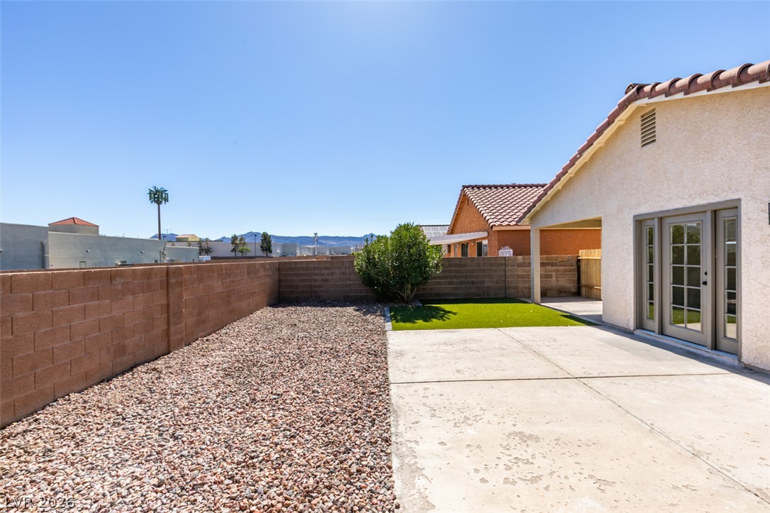 Photo 44 of 45, 543 Chandler Street
