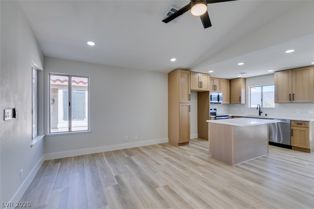 Photo 8 of 45, 543 Chandler Street