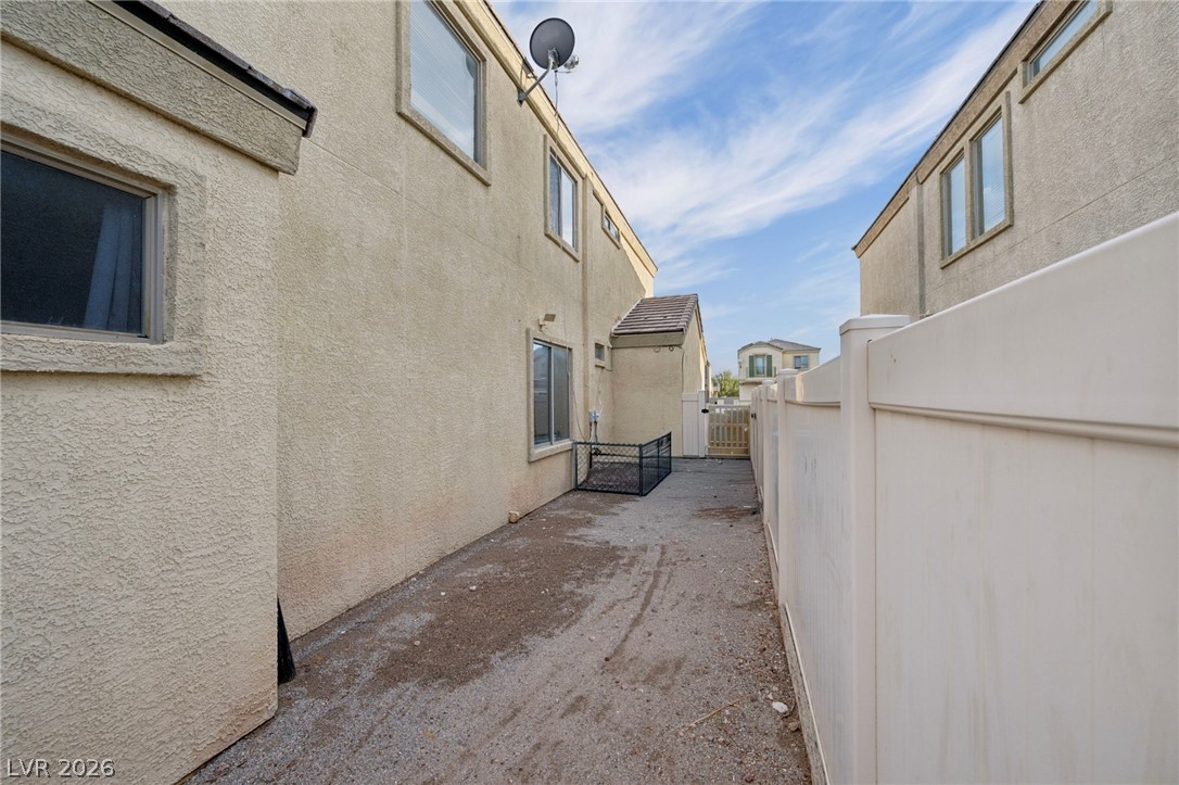 Photo 42 of 42, 3648 Remington Grove Avenue