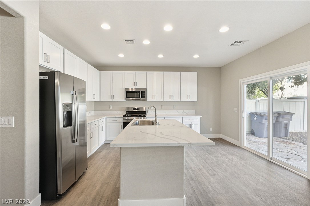 Photo 19 of 49, 4934 Scholl Canyon Avenue