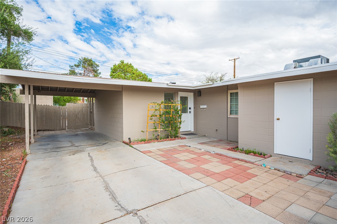 Photo 4 of 1956 Palora Avenue