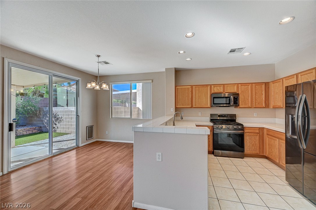 Photo 19 of 53, 7905 Sagebrush Bend Street