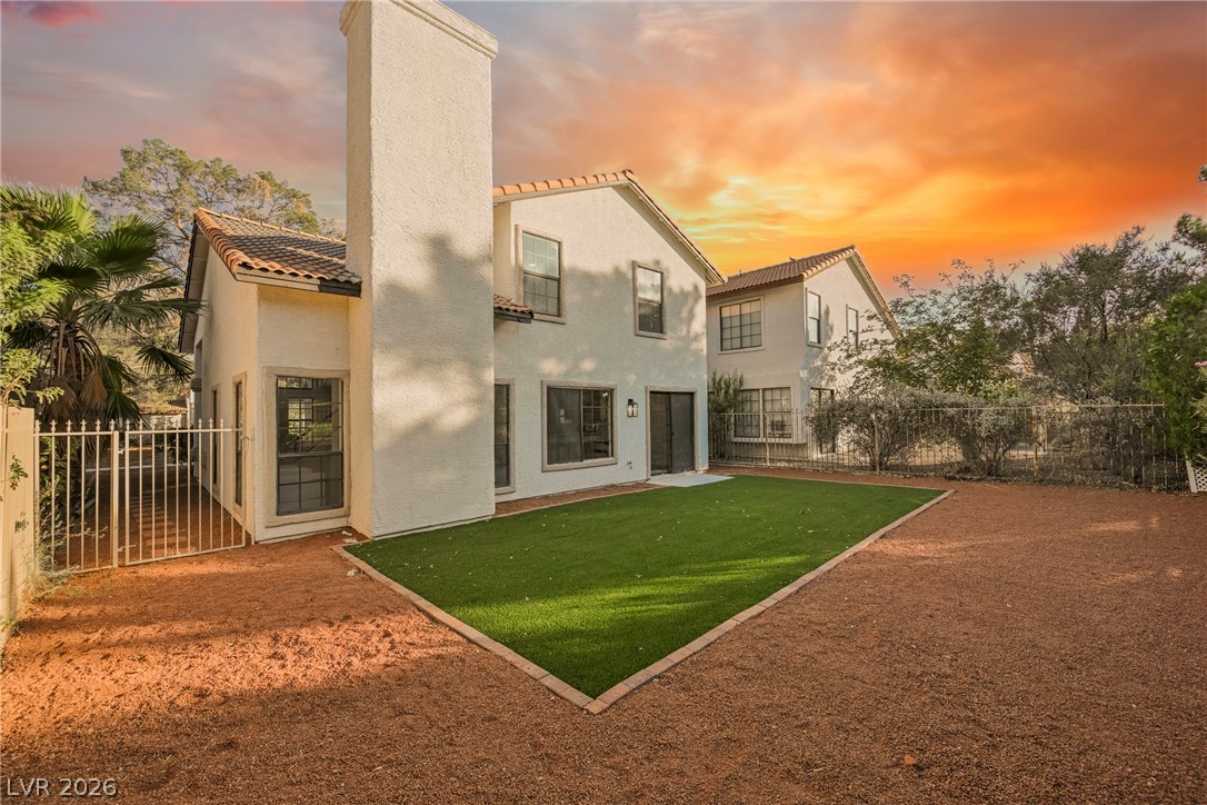 Photo 5 of 4877 Fiesta Lakes Street